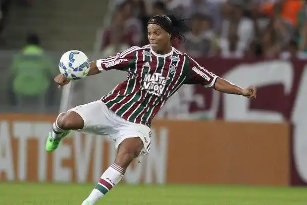 和球队的顽 和球队的顽