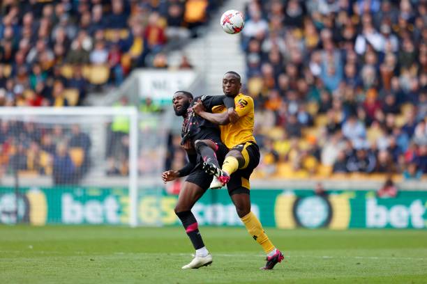 时直言不讳 时直言不讳