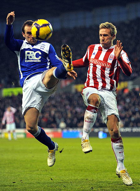 时备受质疑 时备受质疑